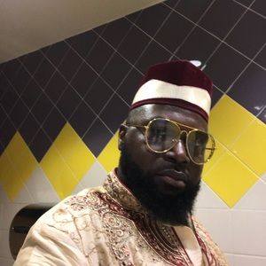 Meet your Posher, Ajani